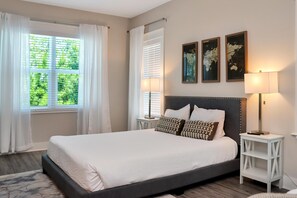 1 habitación, decoración personalizada y muebles diferentes
