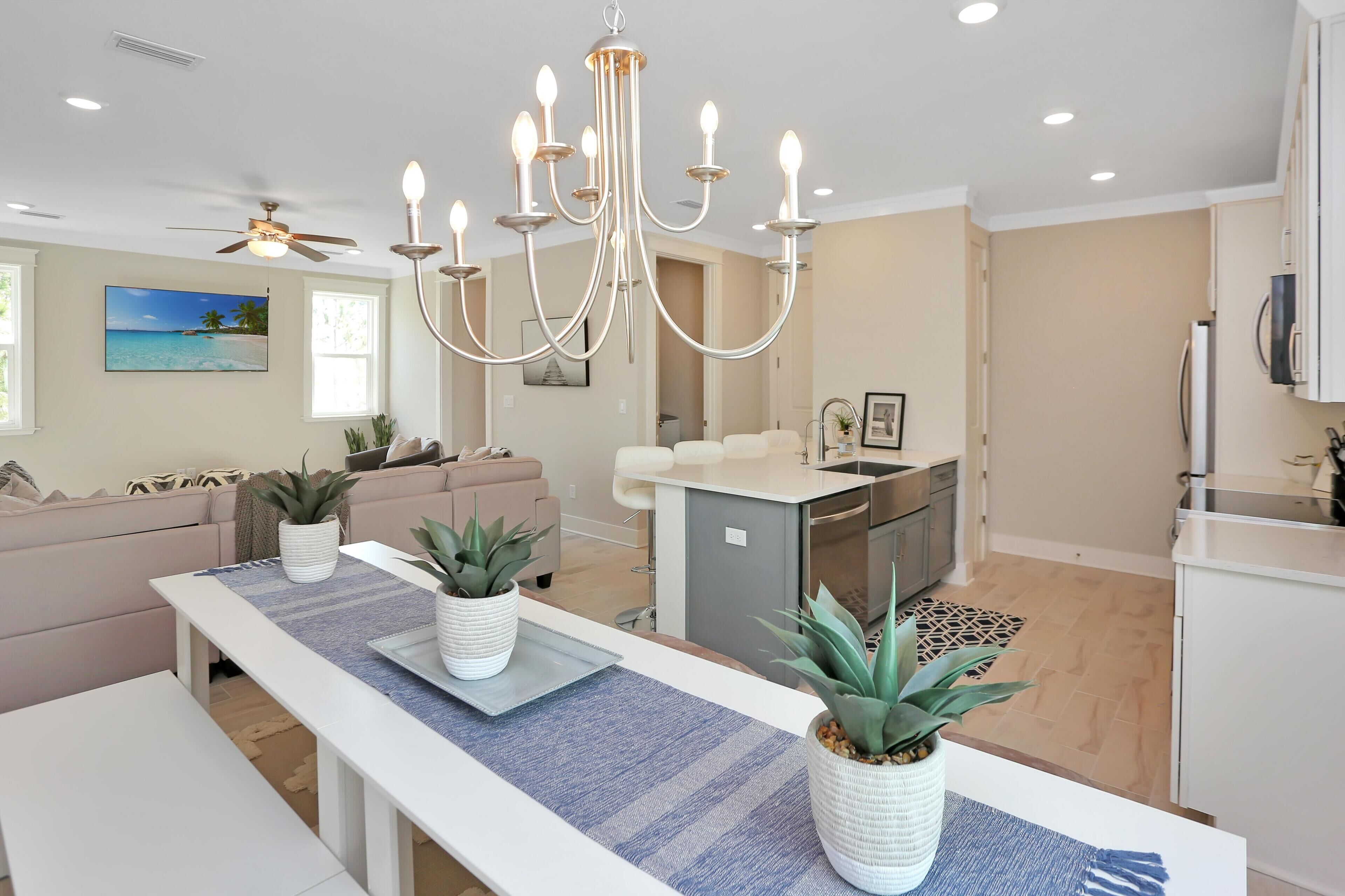 Rumah, Beberapa Tempat Tidur (Just Beach Baby) | Interior