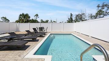 House, Multiple Beds (Salty Breeze) | Pool