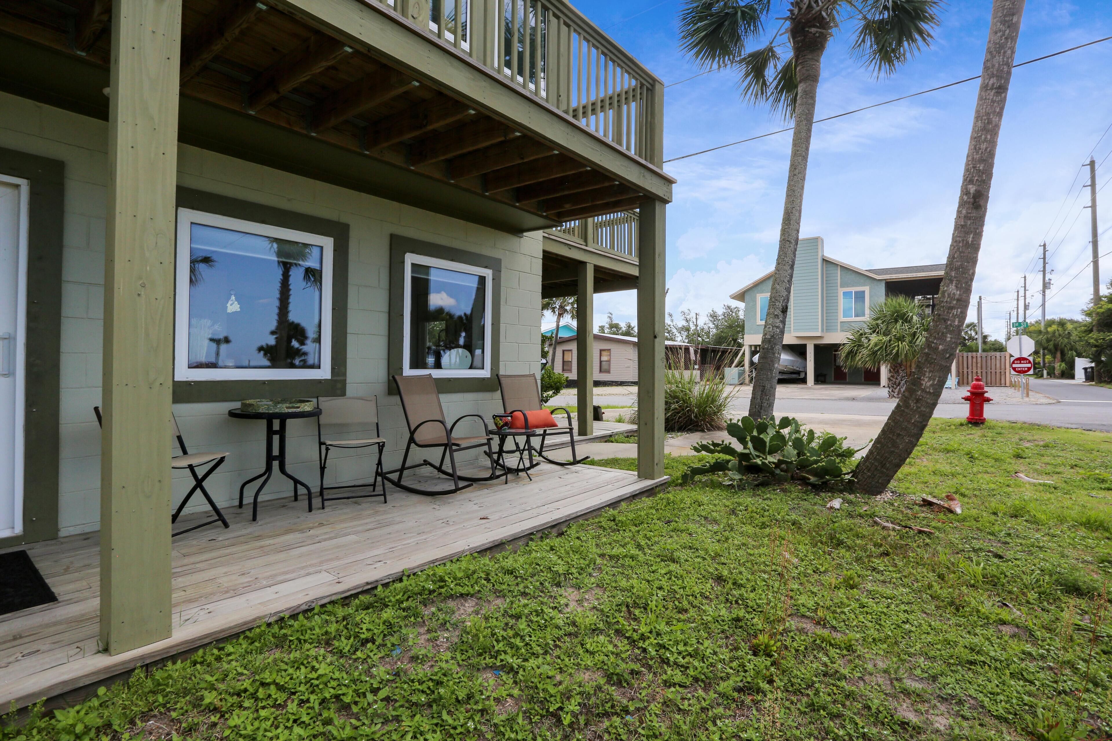 Townhome, 2 Queen Beds (Beach View Lower) | Terrace/patio