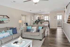 Talo, useita sänkyjä (Barrier Dunes 547  Sand and Surf) | Oleskelualue