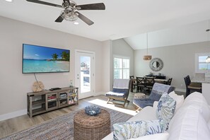 單棟房屋, 多張床 (Second Chance) | 客廳