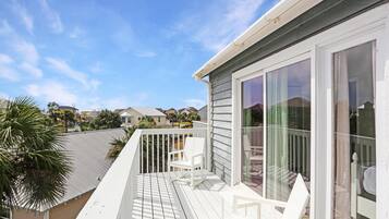 House, Multiple Beds (Barrier Dunes 112 Cape Time) | Terrace/patio