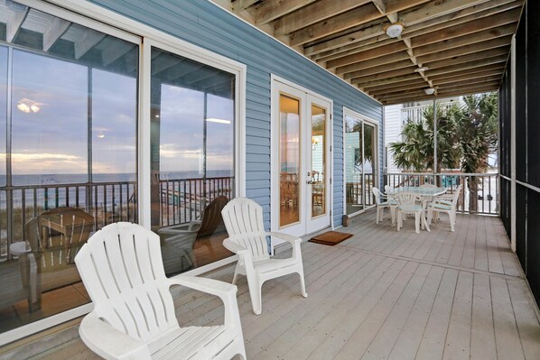 House, Multiple Beds (Beach Blessing) | Outdoor dining