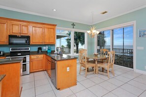 House, Multiple Beds (Beach Blessing) | Private kitchen