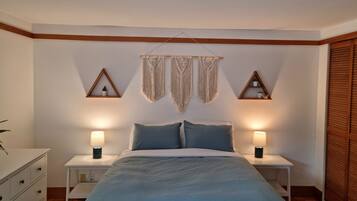 3 Schlafzimmer, Schreibtisch, Reisekinderbett, WLAN