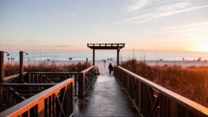 På stranden