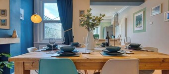 Pet-Friendly Coastal House w/ Garden, Near Beach & Bars