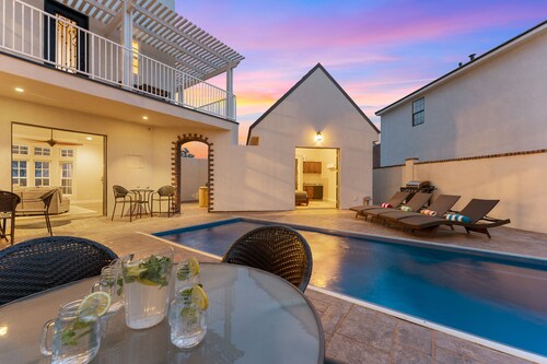 Palazzo: Private Pool, Community Pickleball, Splash Pad + Pool