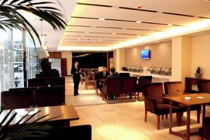 다이닝