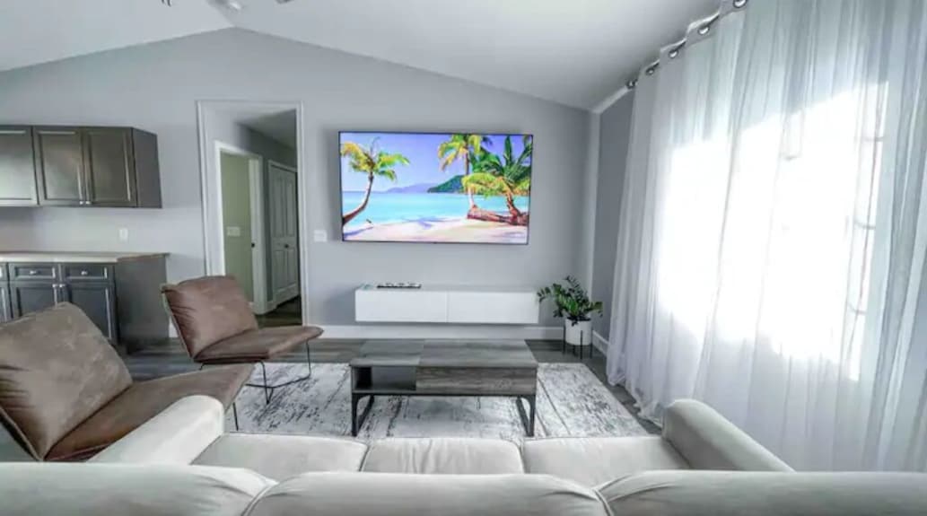 Modern 3br 2 Bathfreewifi Warmmineralspring Ev Lvl 2 Chargerwith Tesla Adapter - North Port, FL