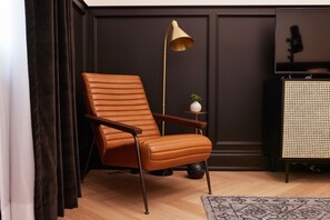 Kamar Deluks, 1 Tempat Tidur King | Seprai Frette Italia, seprai premium, dan selimut bulu angsa