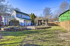 Exterior - Damascus Vacation Rental - Bike, Hike & Sip! (Damascus)