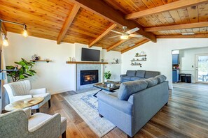 Fernseher, Kamin, Videospiele