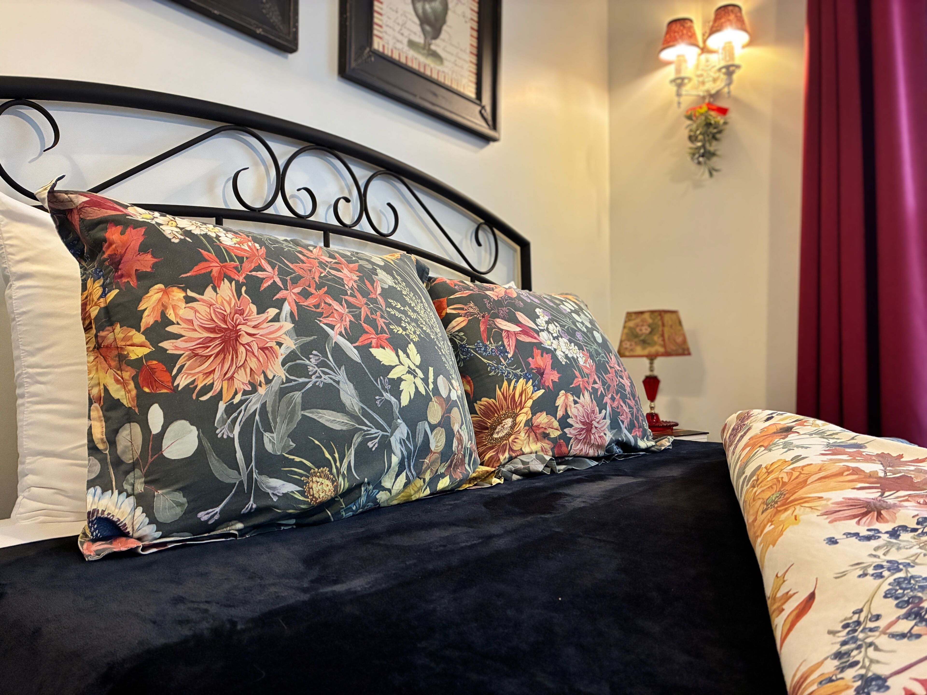 Deluxe kamer | Luxe beddengoed, individueel gedecoreerd, individueel gemeubileerd