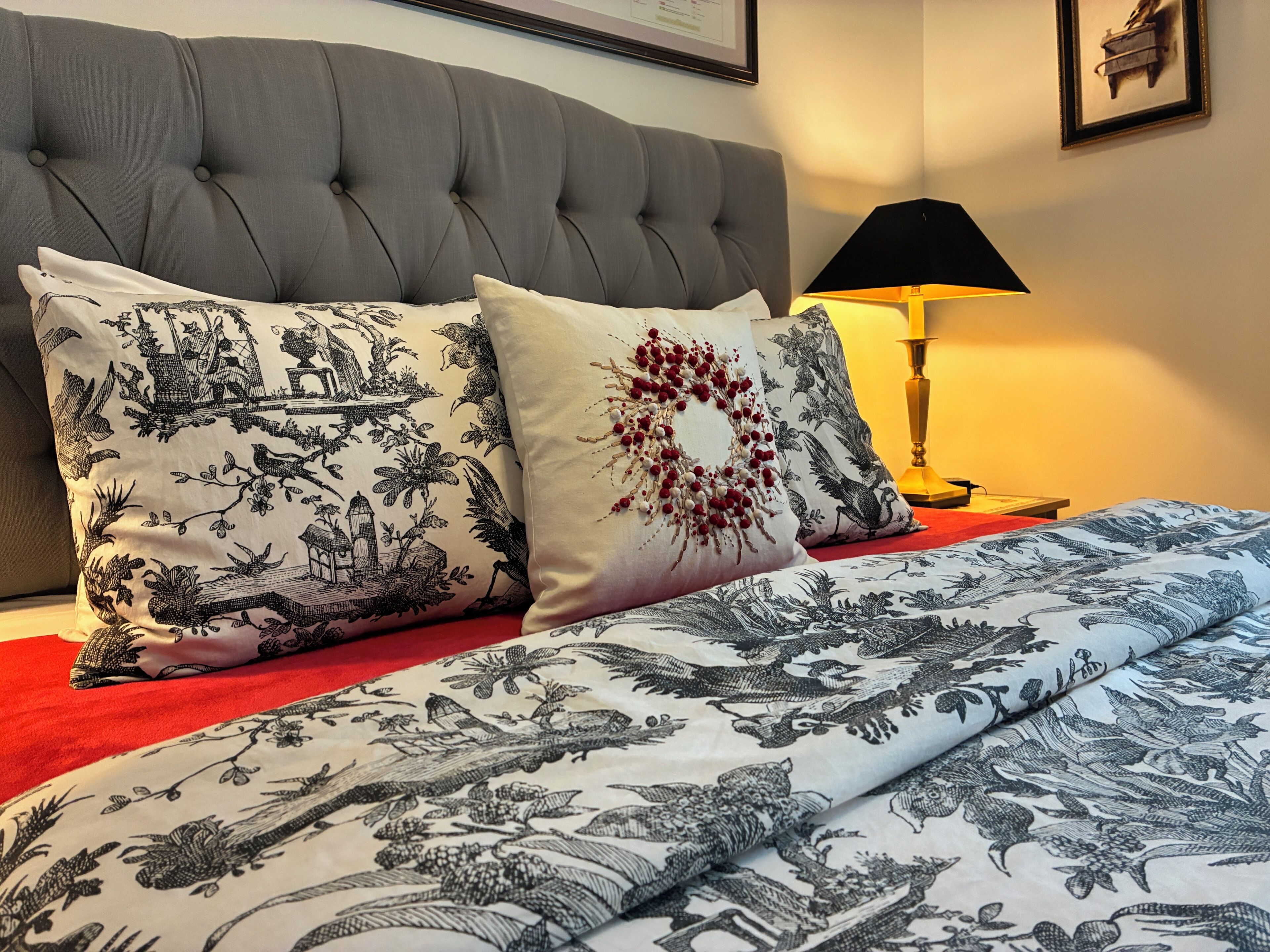 Comfort kamer | Luxe beddengoed, individueel gedecoreerd, individueel gemeubileerd