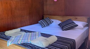 Deluxe Cabin | Premium bedding, down duvets, Select Comfort beds, free minibar items - Dolphin Bay Cabana Resort (Trincomalee)