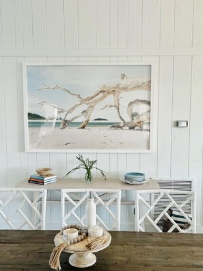 Interior - Beachfront Oasis a Classic Carolina cottage Striking Ocean Views Pet Friendly (Bald Head Island)