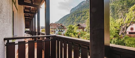 Comfort-Doppel- oder -Zweibettzimmer, Balkon | Balkon