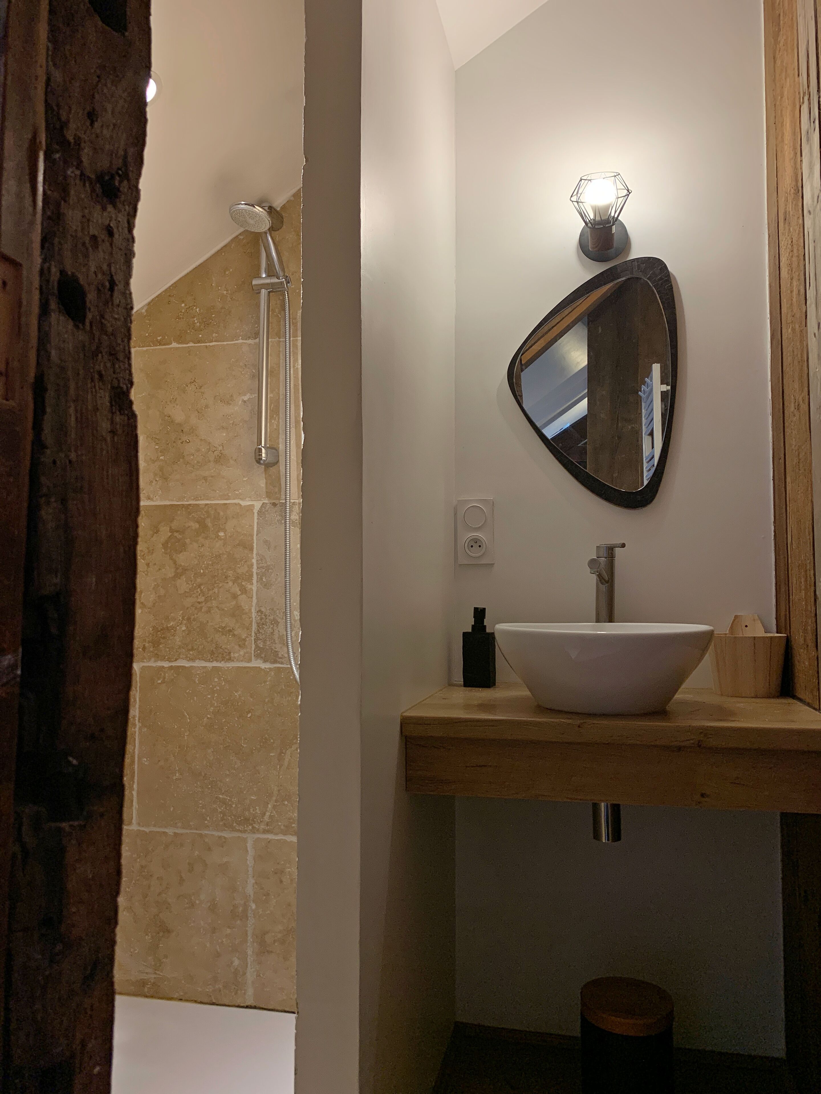 Foto - L'Ecole des Demoiselles