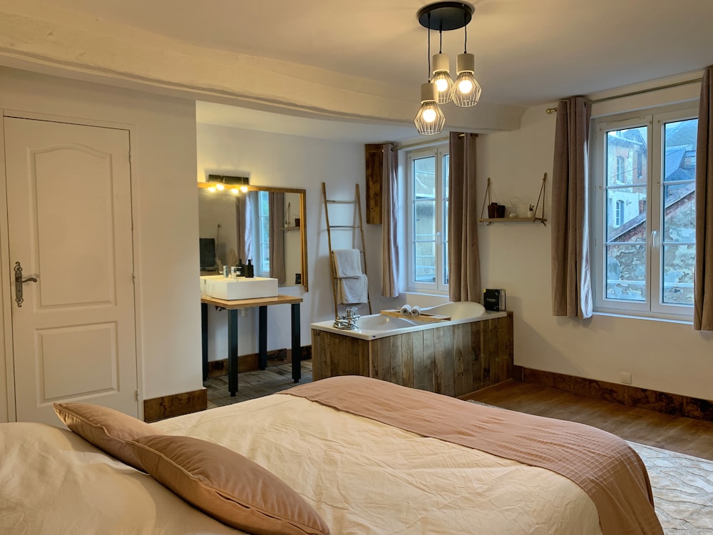 A L'Ecole Buissonnière by null