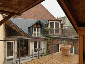 Deluxe Room | Terrace/patio