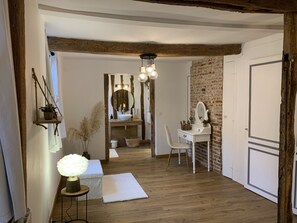 Chambre Double Supérieure | Coin séjour