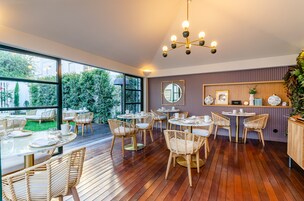 Desayuno buffet incluido todos los días 