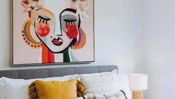 4 Schlafzimmer, Bügeleisen/Bügelbrett, Reisekinderbett, WLAN