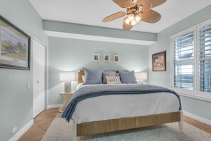 3 bedrooms, iron/ironing board, travel crib, free WiFi