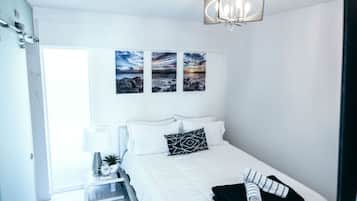 1 bedroom, desk, iron/ironing board, WiFi