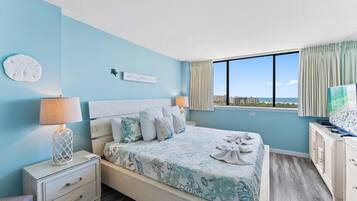 Appartement, meerdere bedden, uitzicht op oceaan (604-E) | Individueel gedecoreerd, individueel gemeubileerd