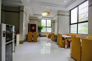 تناول الطعام