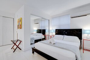 1 bedroom, iron/ironing board, free WiFi - Vibrant Wynwood Loft close to everything (Miami)