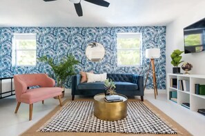 Apartment | Living room - Vibrant Wynwood Loft close to everything (Miami)