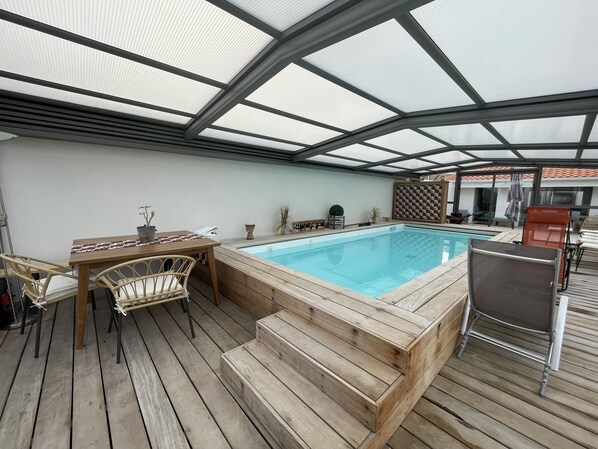 Piscine couverte, piscine chauffée