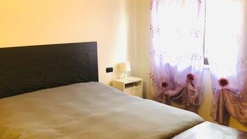 2 chambres, Wi-Fi gratuit, draps fournis