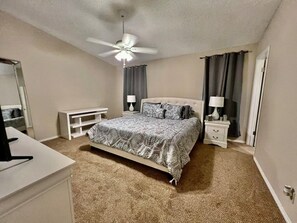 3 habitaciones, tabla de planchar con plancha y wifi gratis 