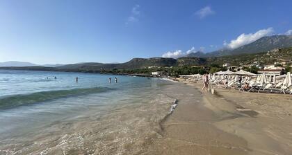 Rapunzel's Turm Steinhaus mit unglaublichem 180° Meerblick 5min Fahrt zum Strand