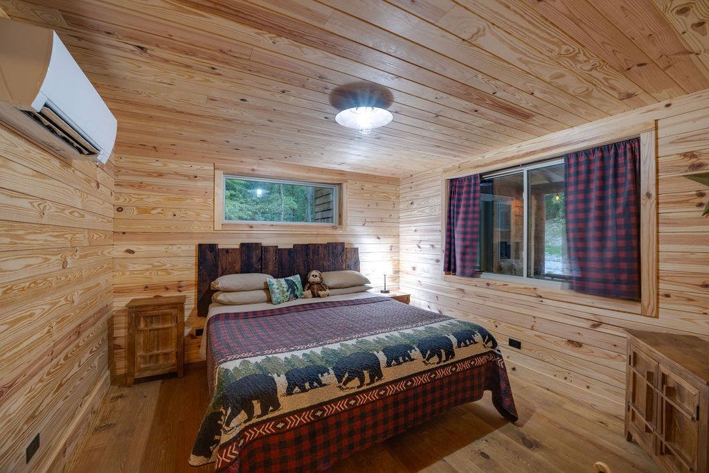 3 عدّة غرف نوم وواي فاي مجانًا وملاءات أسرّة