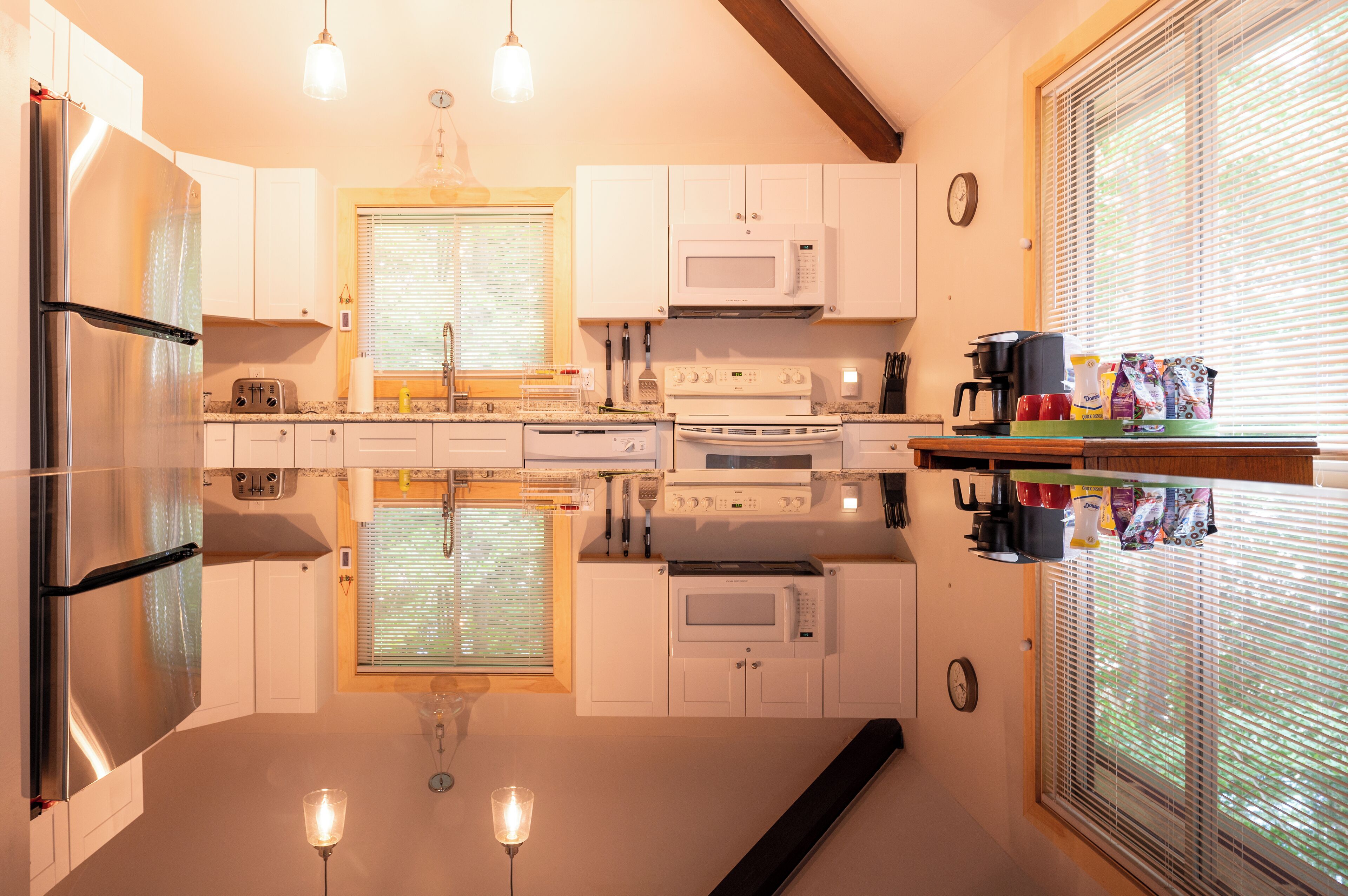 冰箱、微波炉、烤箱、炉灶