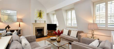 Superior House | Living area