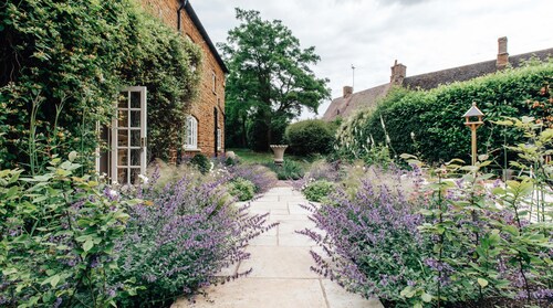 Georgian Old Rectory with heated Pool
82  5 Star Reviews on Trip Advisor