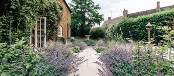 Georgian Old Rectory with heated Pool
82  5 Star Reviews on Trip Advisor