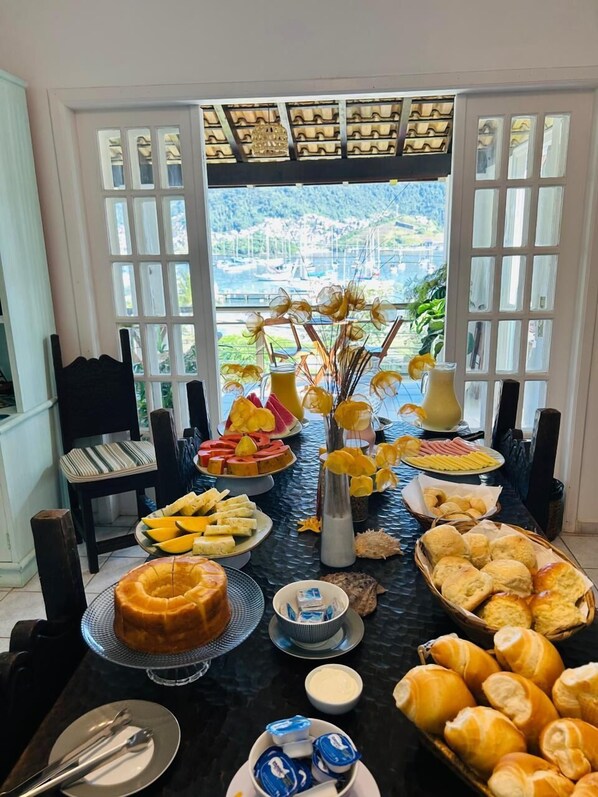Frokostbuffé er inkludert hver dag