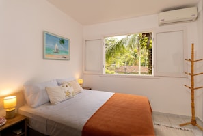 Economy Room | Minibar, free WiFi, bed sheets - Casa Amarela (Angra dos Reis)