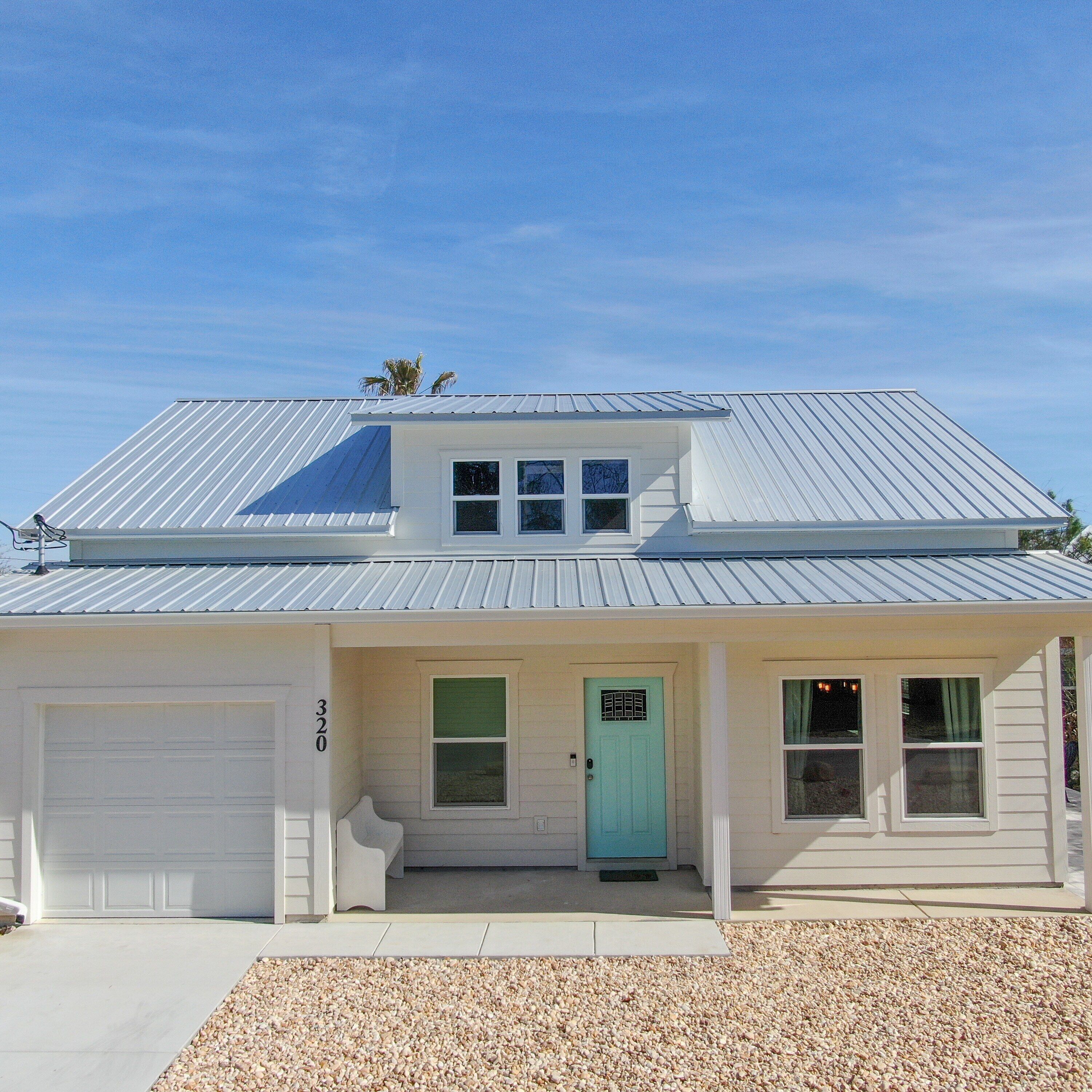 Cute Beach House Laguna Beach, FL