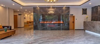 Kaise Hotel (Lijiang Bailong Square Branch)