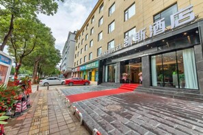 Exterior - Kaise Hotel (Lijiang Bailong Square Branch) (Lijiang)