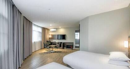 Superior Hotel (Ziyuan Bus Station)